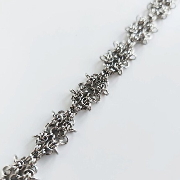 Unique handmade dainty silver bracelet ✦ intricate lace bracelet ✦ - Picture 11 of 12